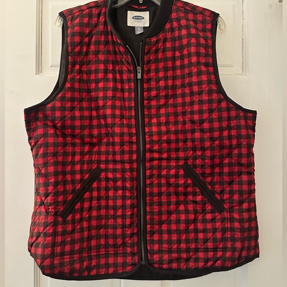 Old Navy Buffalo Plaid Puffer Vest Size XL